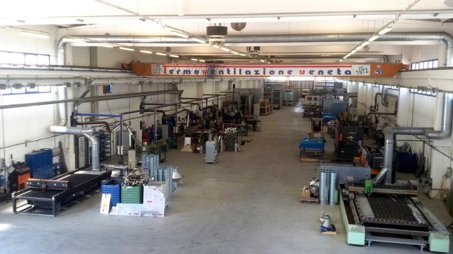 una veduta dell'officina di termoventilazione Veneta